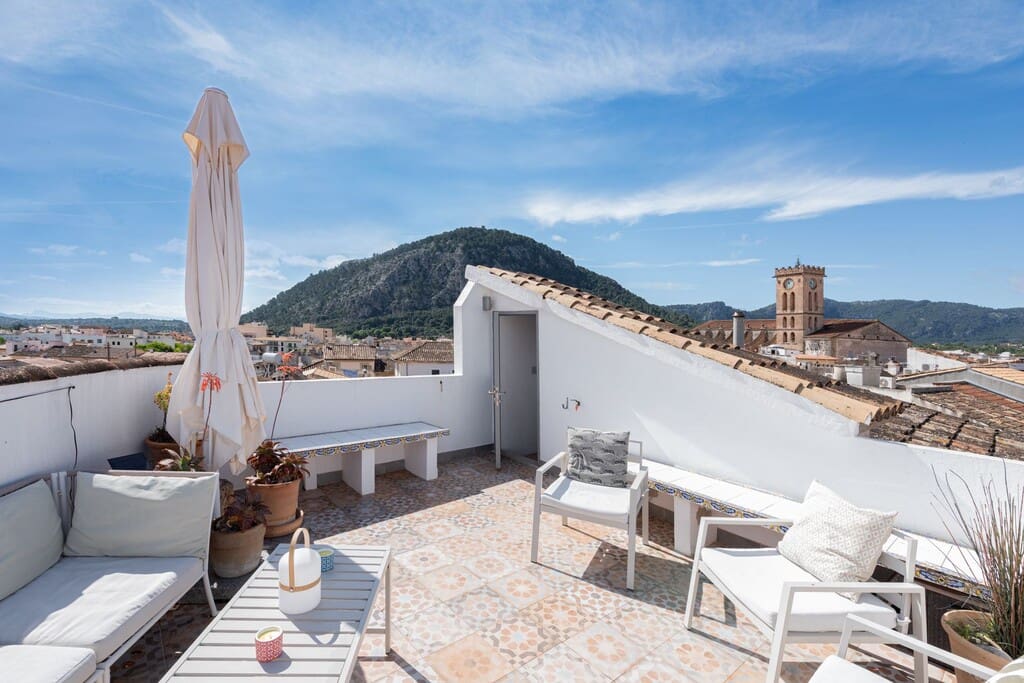 2 bedroom Penthouse for sale in Pollensa / Pollenca - € 495,000 (Ref: 9842702)