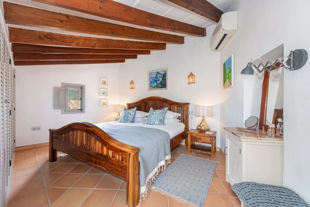 2 bedroom Penthouse for sale in Pollensa / Pollenca - € 495,000 (Ref: 9842702)