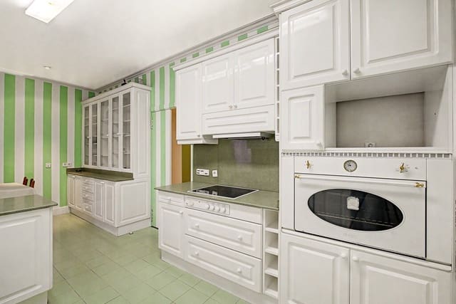 7 soveværelse Byhus til salg i Palma de Mallorca med garage - € 4.620.000 (Ref: 9849157)