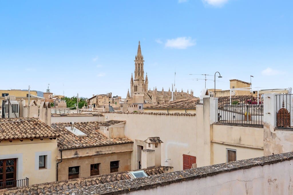 7 soveværelse Byhus til salg i Palma de Mallorca med garage - € 4.620.000 (Ref: 9849157)