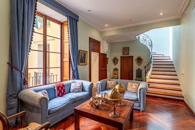 7 soveværelse Byhus til salg i Palma de Mallorca med garage - € 4.620.000 (Ref: 9849157)