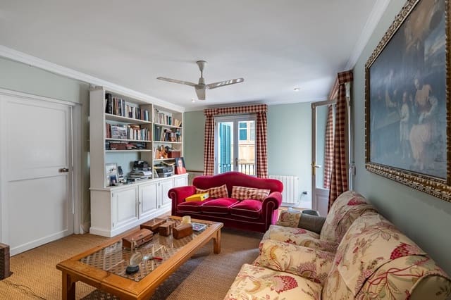 7 soveværelse Byhus til salg i Palma de Mallorca med garage - € 4.620.000 (Ref: 9849157)