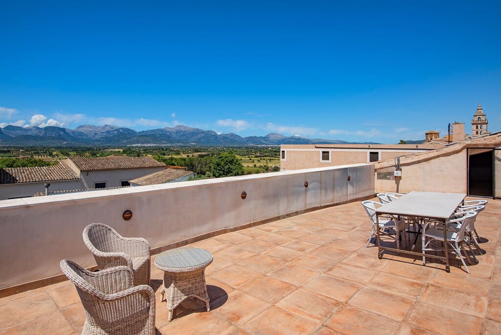 9 quarto Casa em Banda para venda em Sencelles com piscina garagem - 3 900 000 € (Ref: 9855150)