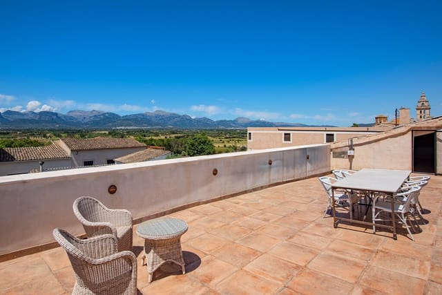 9 quarto Casa em Banda para venda em Sencelles com piscina garagem - 3 900 000 € (Ref: 9855150)