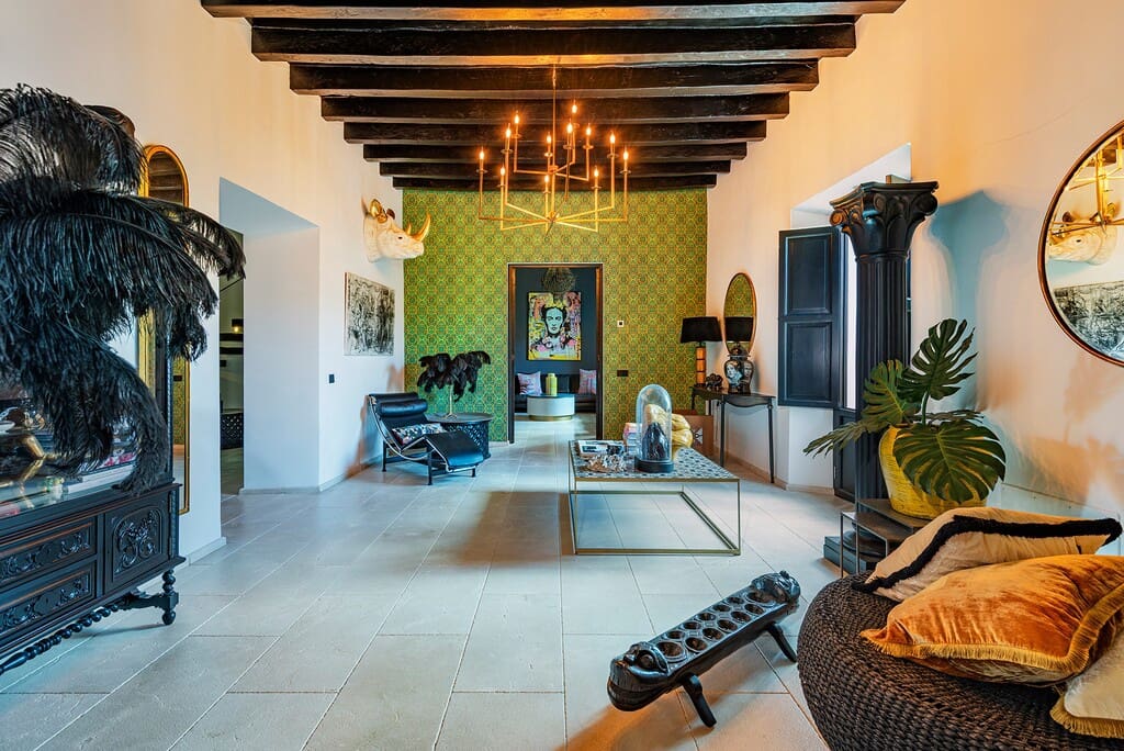 9 quarto Casa em Banda para venda em Sencelles com piscina garagem - 3 900 000 € (Ref: 9855150)