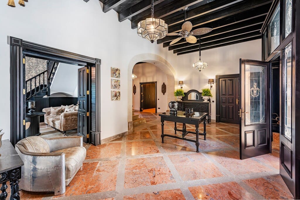 9 quarto Casa em Banda para venda em Sencelles com piscina garagem - 3 900 000 € (Ref: 9855150)