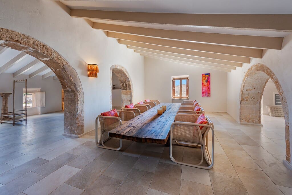 9 quarto Casa em Banda para venda em Sencelles com piscina garagem - 3 900 000 € (Ref: 9855150)