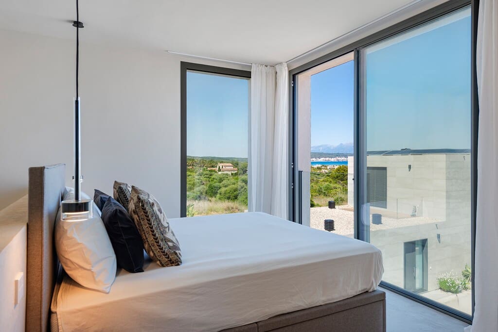 4 bedroom Villa for sale in Colonia de Sant Pere / Colonia de San Pedro with pool - € 2,300,000 (Ref: 9859635)