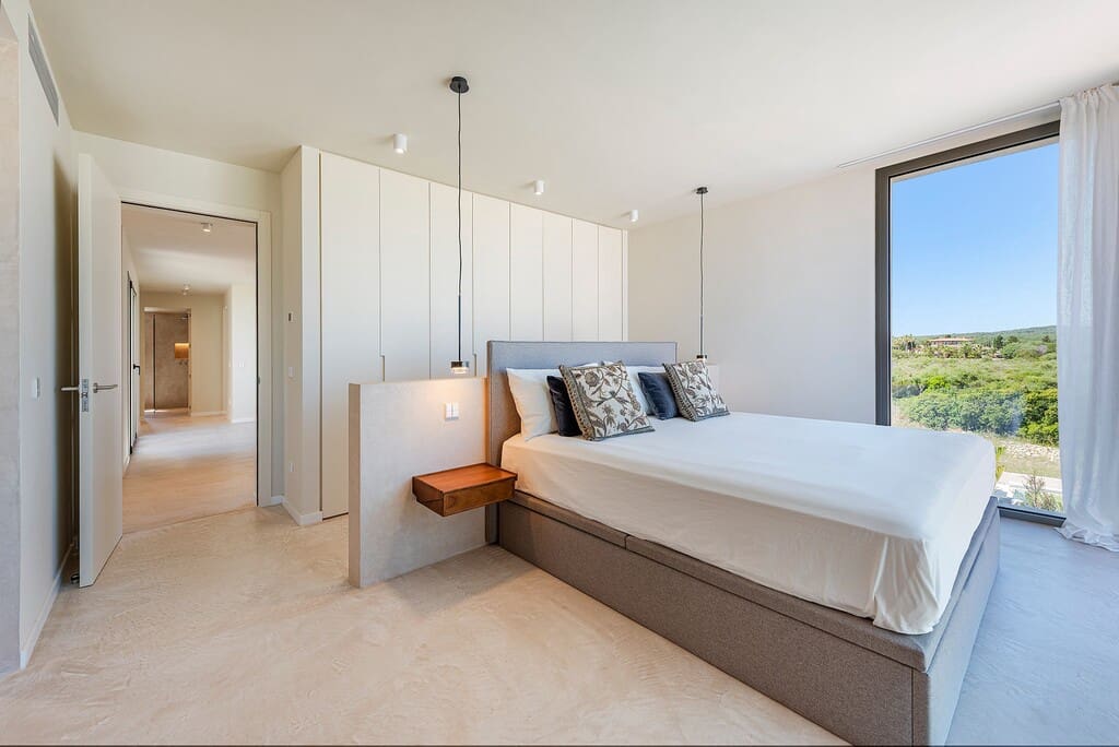 4 bedroom Villa for sale in Colonia de Sant Pere / Colonia de San Pedro with pool - € 2,300,000 (Ref: 9859635)