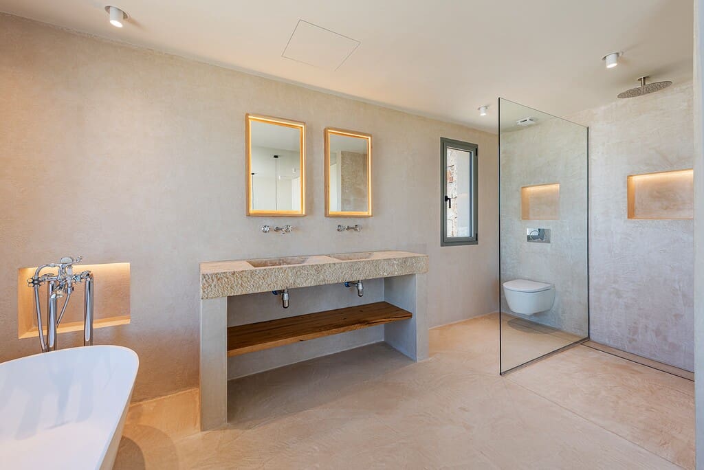 4 bedroom Villa for sale in Colonia de Sant Pere / Colonia de San Pedro with pool - € 2,300,000 (Ref: 9859635)