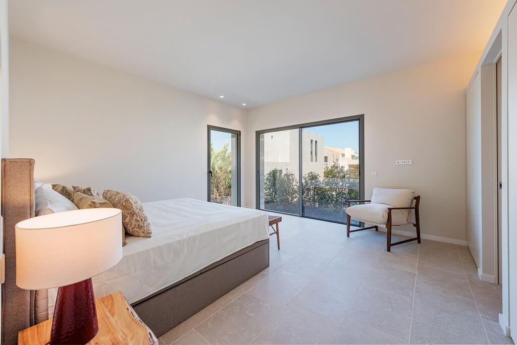 4 bedroom Villa for sale in Colonia de Sant Pere / Colonia de San Pedro with pool - € 2,300,000 (Ref: 9859635)