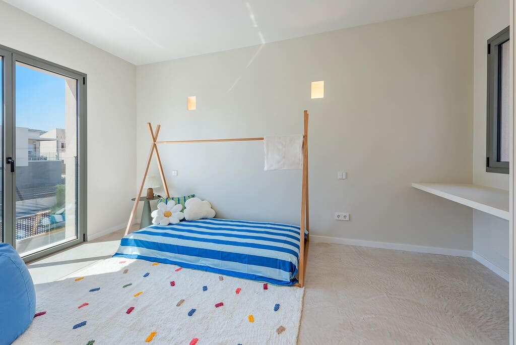 4 bedroom Villa for sale in Colonia de Sant Pere / Colonia de San Pedro with pool - € 2,300,000 (Ref: 9859635)