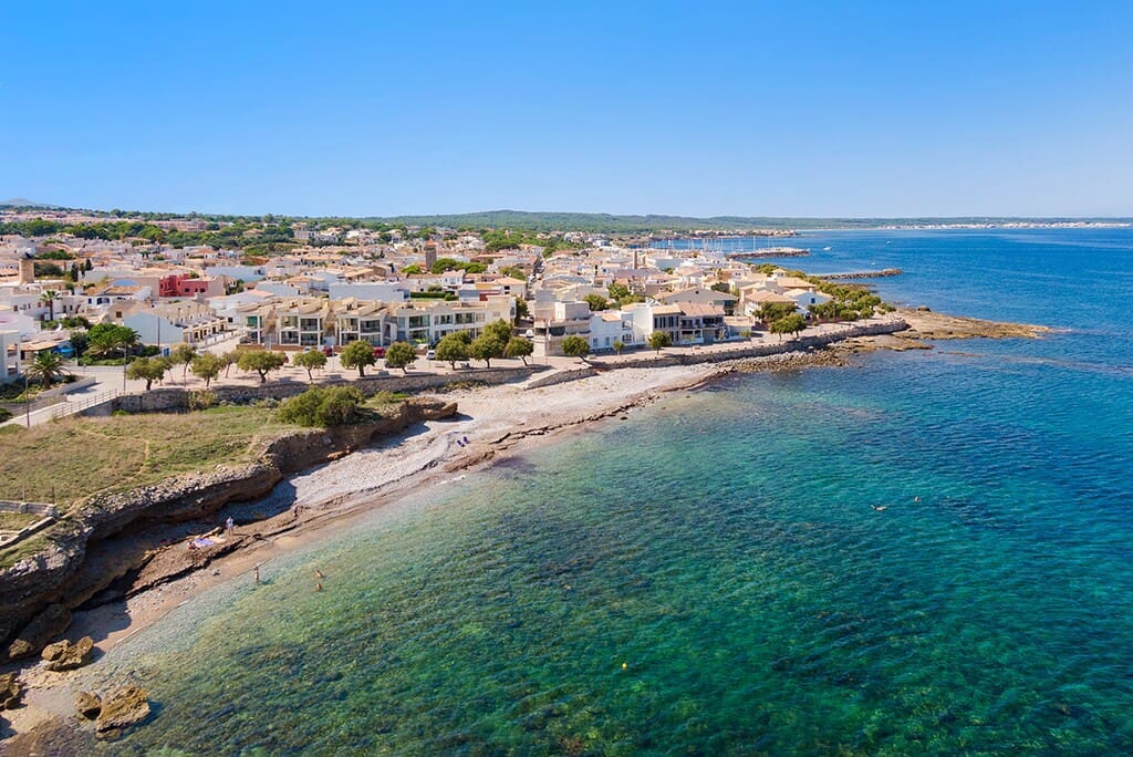 4 bedroom Villa for sale in Colonia de Sant Pere / Colonia de San Pedro with pool - € 2,300,000 (Ref: 9859635)