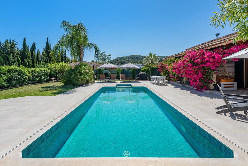 3 bedroom Villa for sale in Sa Pobla with pool - € 1,300,000 (Ref: 9864781)