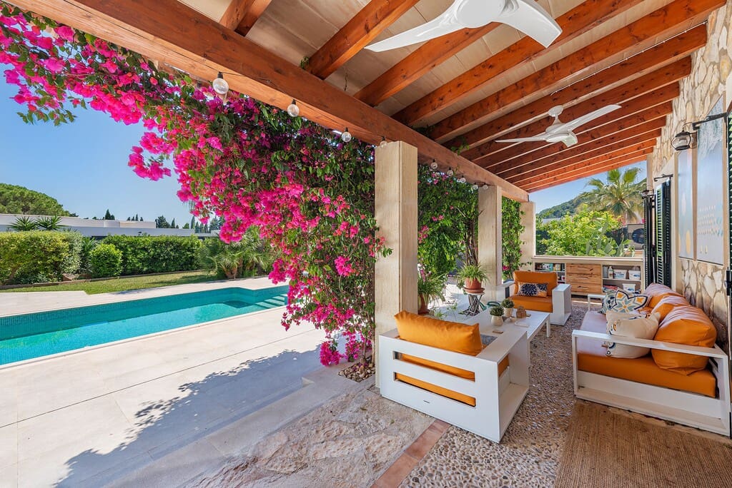3 bedroom Villa for sale in Sa Pobla with pool - € 1,300,000 (Ref: 9864781)