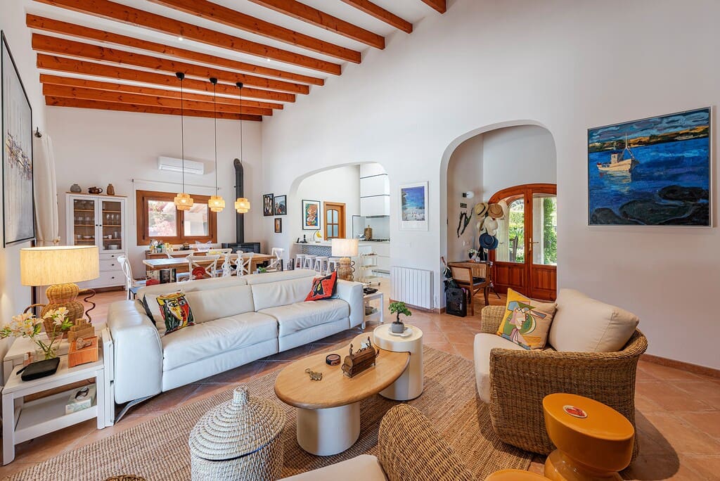 3 bedroom Villa for sale in Sa Pobla with pool - € 1,300,000 (Ref: 9864781)