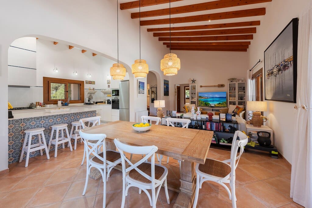 3 bedroom Villa for sale in Sa Pobla with pool - € 1,300,000 (Ref: 9864781)
