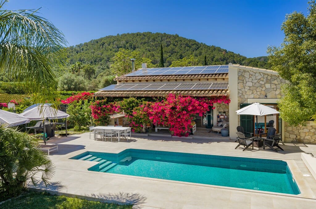 3 bedroom Villa for sale in Sa Pobla with pool - € 1,300,000 (Ref: 9864781)