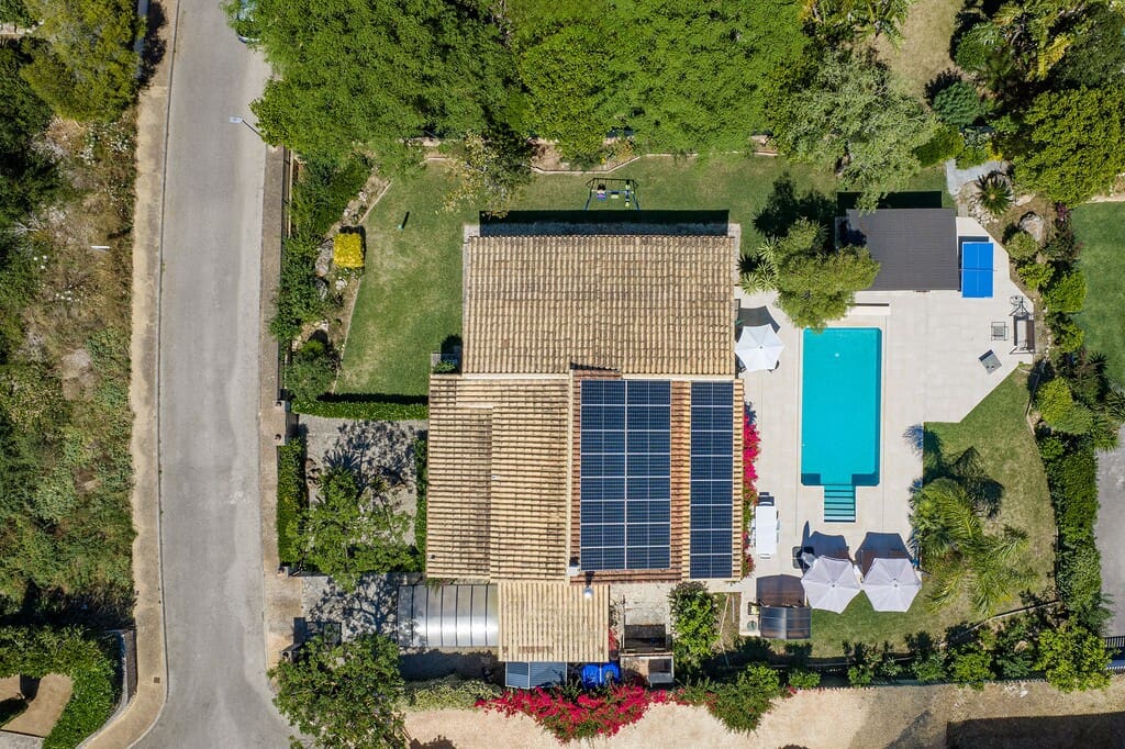 3 bedroom Villa for sale in Sa Pobla with pool - € 1,300,000 (Ref: 9864781)