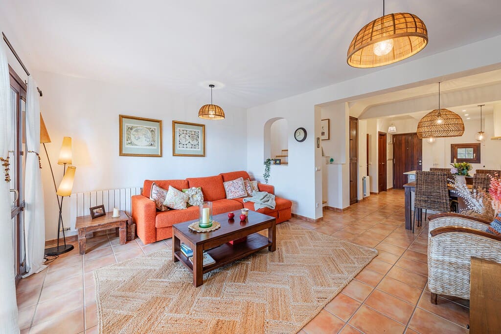 2 bedroom Townhouse for sale in Cala Murada with pool - € 525,000 (Ref: 9866730)