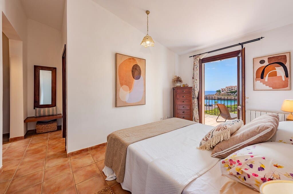 2 bedroom Townhouse for sale in Cala Murada with pool - € 525,000 (Ref: 9866730)