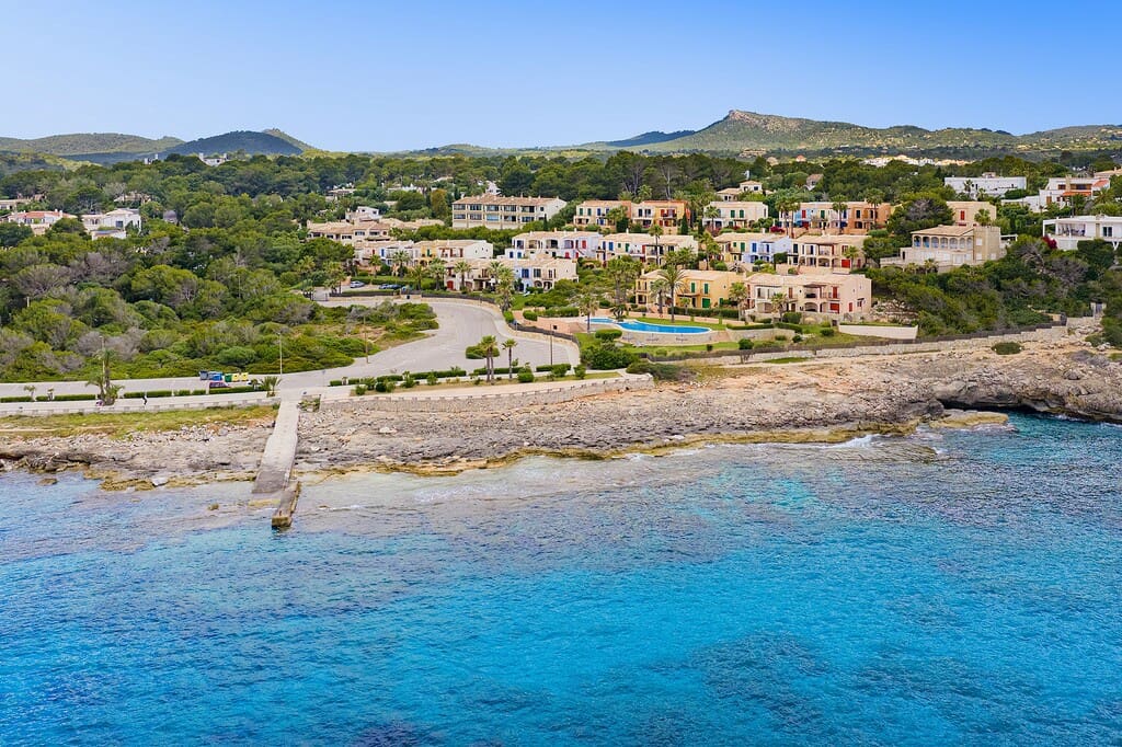 2 bedroom Townhouse for sale in Cala Murada with pool - € 525,000 (Ref: 9866730)