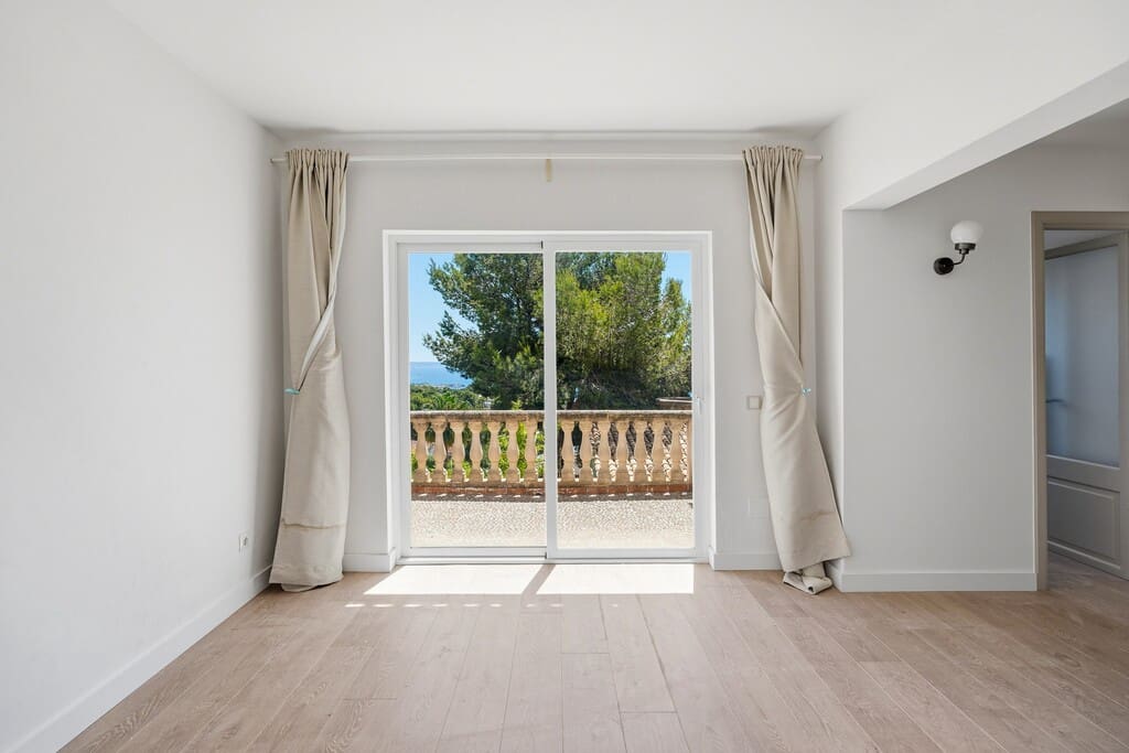 6 bedroom Villa for sale in Costa d'en Blanes with pool garage - € 3,200,000 (Ref: 9868380)