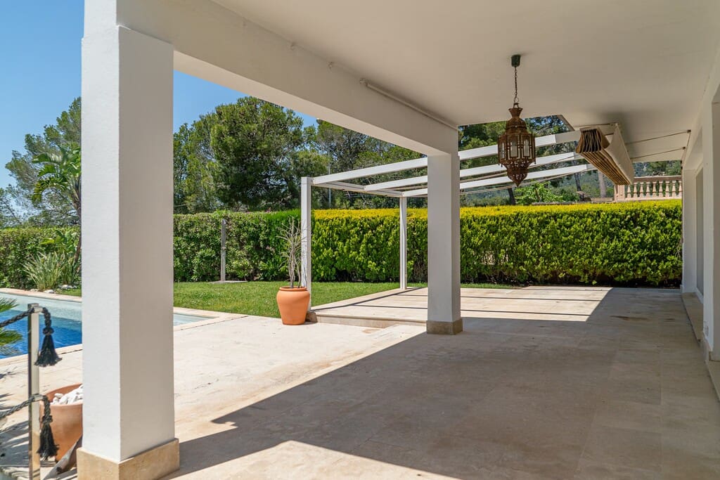 6 bedroom Villa for sale in Costa d'en Blanes with pool garage - € 3,200,000 (Ref: 9868380)