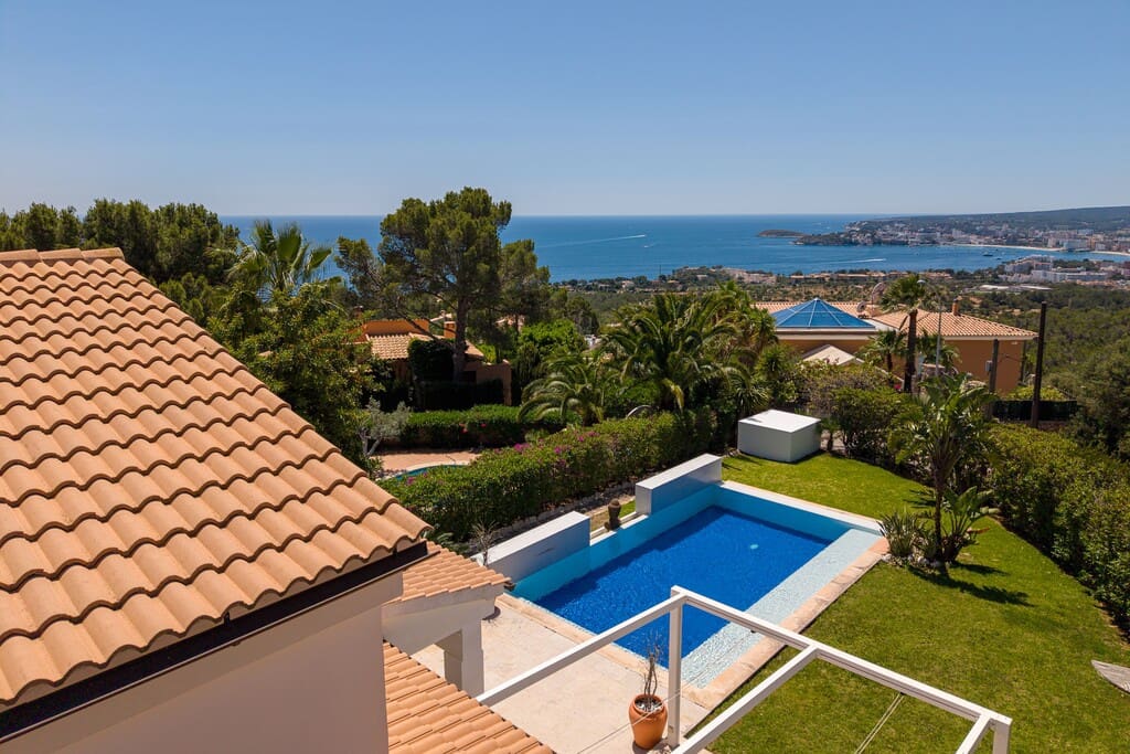 6 bedroom Villa for sale in Costa d'en Blanes with pool garage - € 3,200,000 (Ref: 9868380)