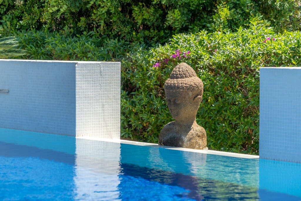 6 bedroom Villa for sale in Costa d'en Blanes with pool garage - € 3,200,000 (Ref: 9868380)