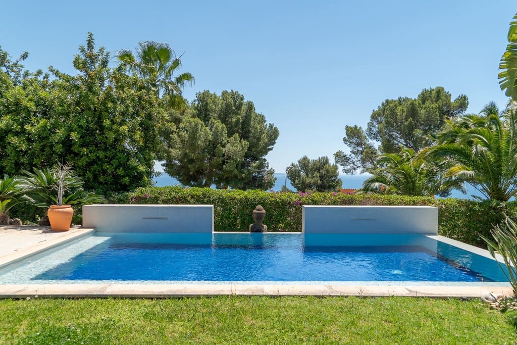 6 bedroom Villa for sale in Costa d'en Blanes with pool garage - € 3,200,000 (Ref: 9868380)
