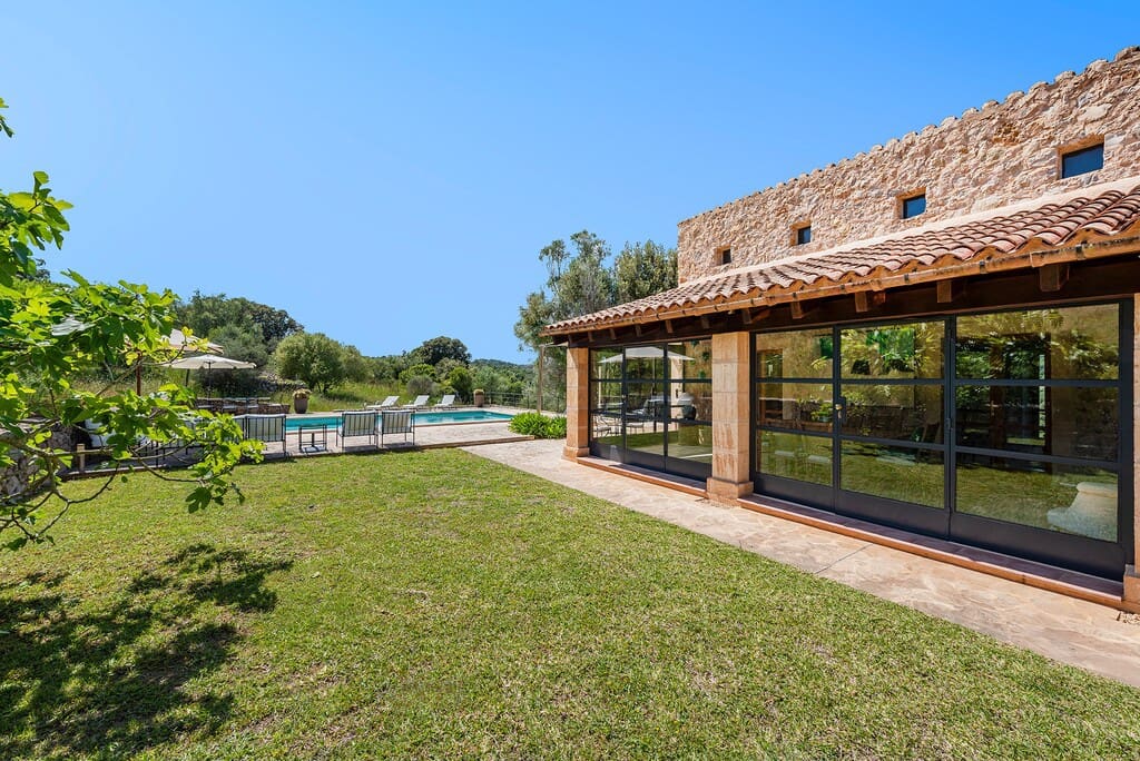 3 quarto Quinta/Casa Rural para venda em Son Servera com piscina - 1 980 000 € (Ref: 9873071)