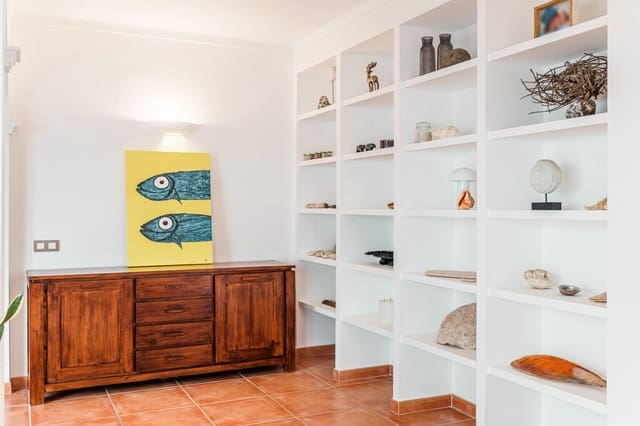 4 sypialnia Dom na sprzedaż w Consell z garażem - 850 000 € (Ref: 9875799)