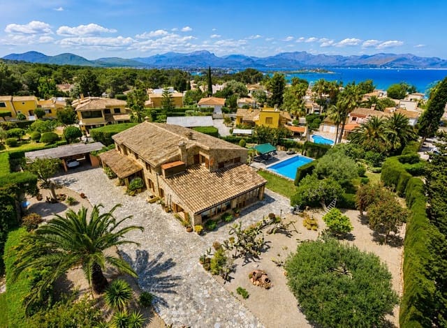 4 makuuhuone Huvila myytävänä paikassa Mal Pas-Bon Aire, Alcúdia mukana uima-altaan 
autotalli - 1 658 000 € (Ref: 9884247)