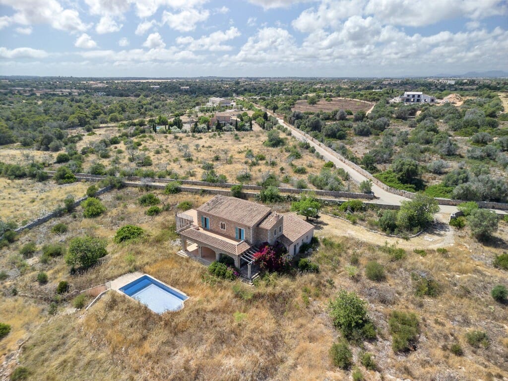 5 bedroom Finca/Country House for sale in Cala Llombards with pool garage - € 2,970,000 (Ref: 9889934)