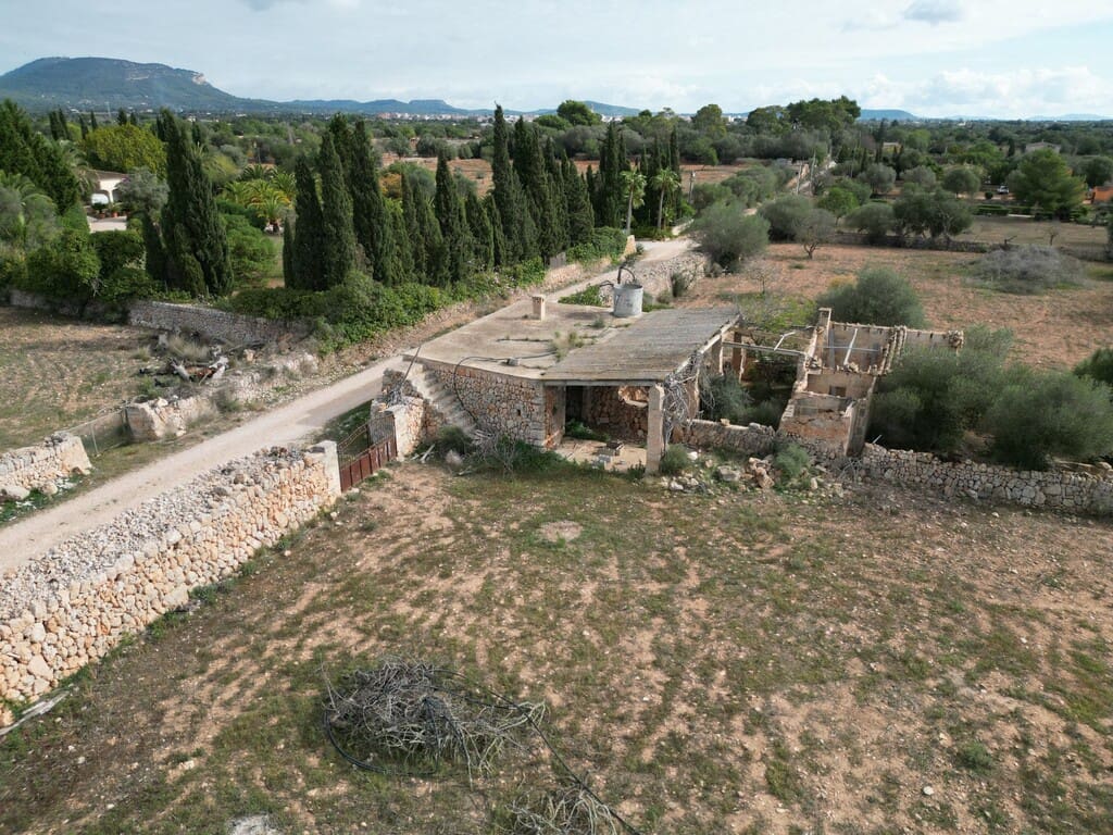 Terreno para Construção para venda em Llucmajor - 690 000 € (Ref: 9891849)