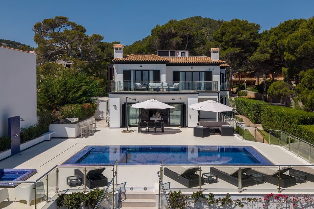 8 camera da letto Villa in vendita in Cala Ratjada con piscina garage - 3.995.000 € (Rif: 9893942)