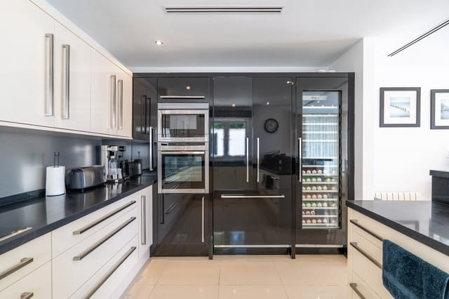 8 camera da letto Villa in vendita in Cala Ratjada, Capdepera con piscina garage - 3.995.000 € (Rif: 9893942)