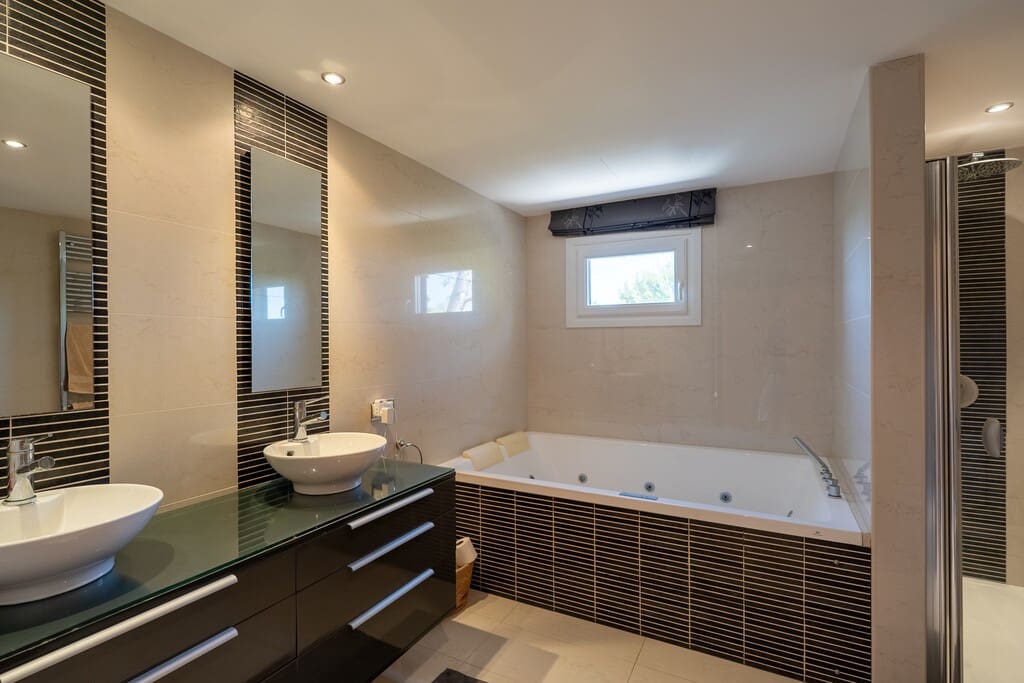 8 camera da letto Villa in vendita in Cala Ratjada con piscina garage - 3.995.000 € (Rif: 9893942)