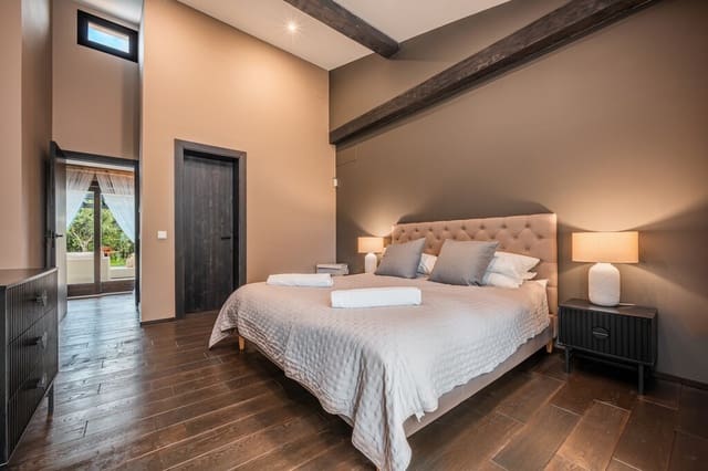 Finca/Casa Rural de 4 habitaciones en Marratxí en venta con piscina garaje - 3.950.000 € (Ref: 9899223)