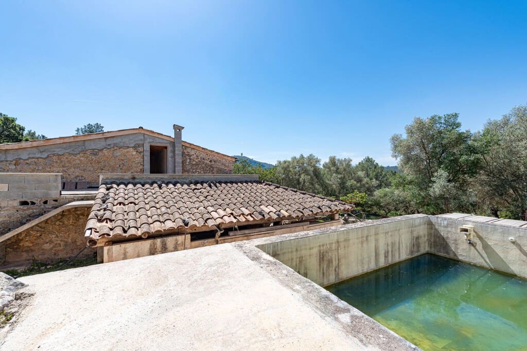 3 bedroom Finca/Country House for sale in Pollensa / Pollenca - € 1,795,000 (Ref: 9904020)