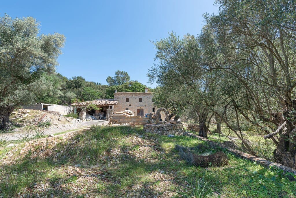 3 bedroom Finca/Country House for sale in Pollensa / Pollenca - € 1,795,000 (Ref: 9904020)