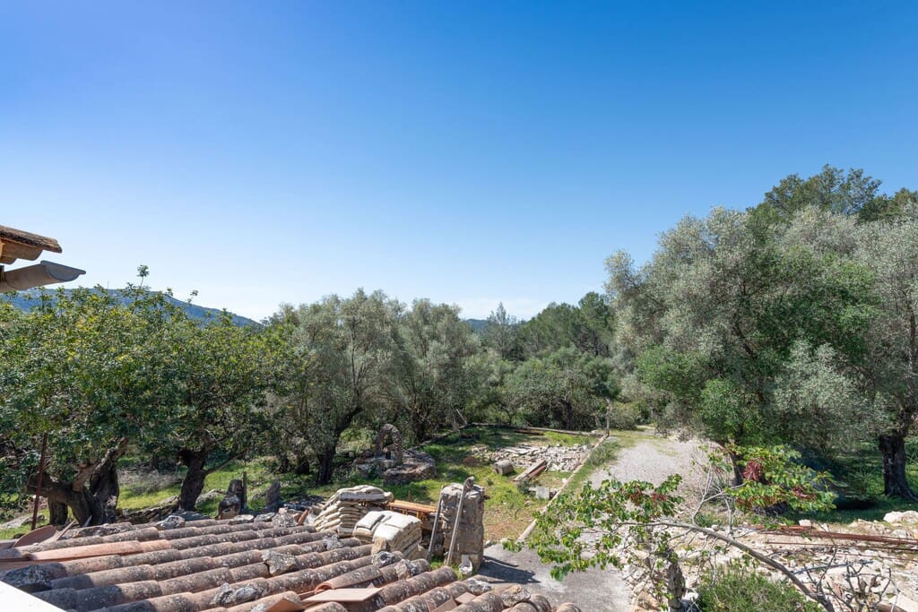 3 bedroom Finca/Country House for sale in Pollensa / Pollenca - € 1,795,000 (Ref: 9904020)
