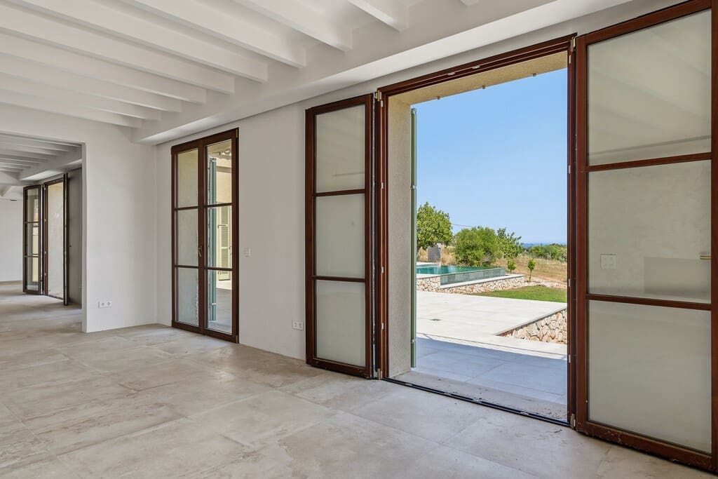4 soveværelse Villa til salg i Sant Llorenc des Cardassar med swimmingpool - € 2.810.000 (Ref: 9906952)