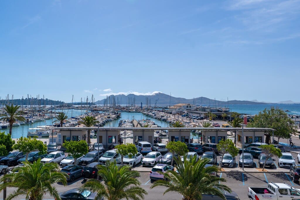 3 bedroom Apartment for sale in Pollensa / Pollenca - € 699,000 (Ref: 9915361)