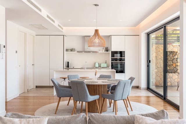 3 soverom Hus til salgs i Cala Vinyes / Cala Vinyas / Cala Viñas, Calvià med svømmebasseng garasje - € 1 685 000 (Ref: 9921862)