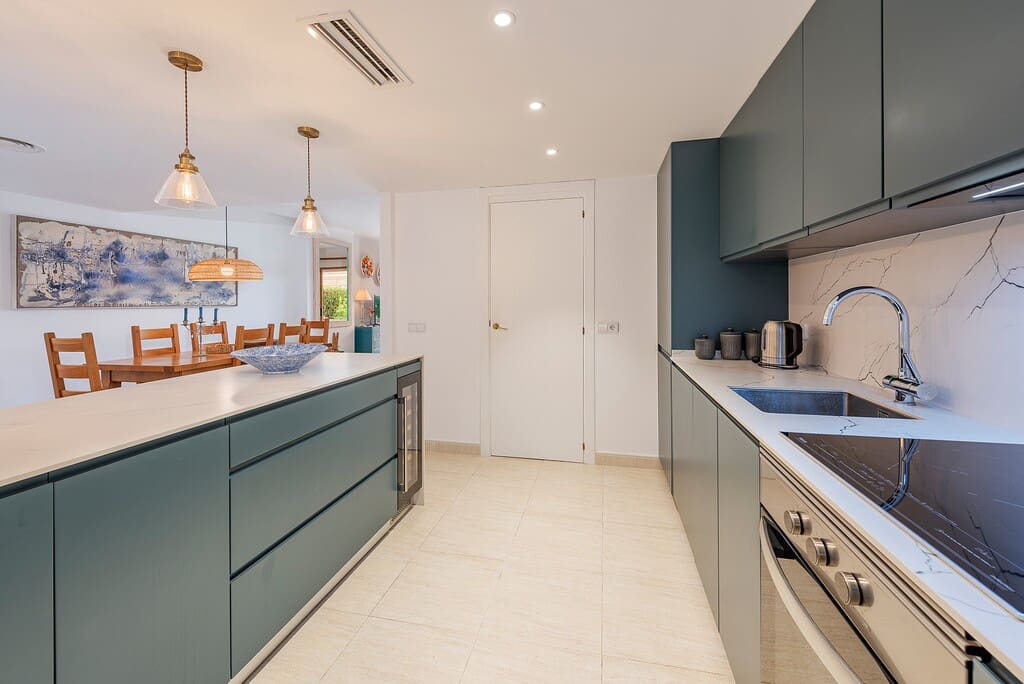 Casa de 4 habitaciones en Pollensa / Pollença en venta con piscina garaje - 1.650.000 € (Ref: 9921863)
