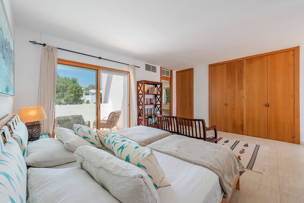 Casa de 4 habitaciones en Pollensa / Pollença en venta con piscina garaje - 1.650.000 € (Ref: 9921863)