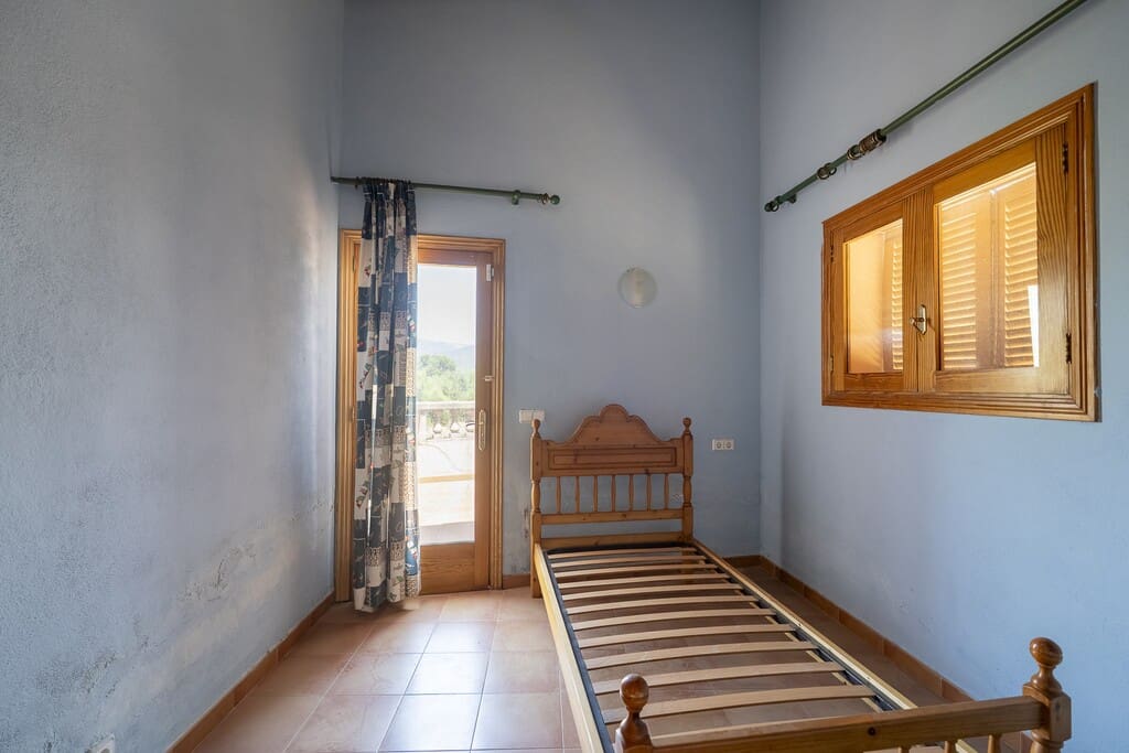 5 bedroom Villa for sale in Marratxi with pool - € 1,890,000 (Ref: 9935999)