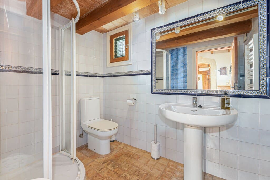 4 bedroom Finca/Country House for sale in Pollensa / Pollenca with pool - € 895,000 (Ref: 9957583)